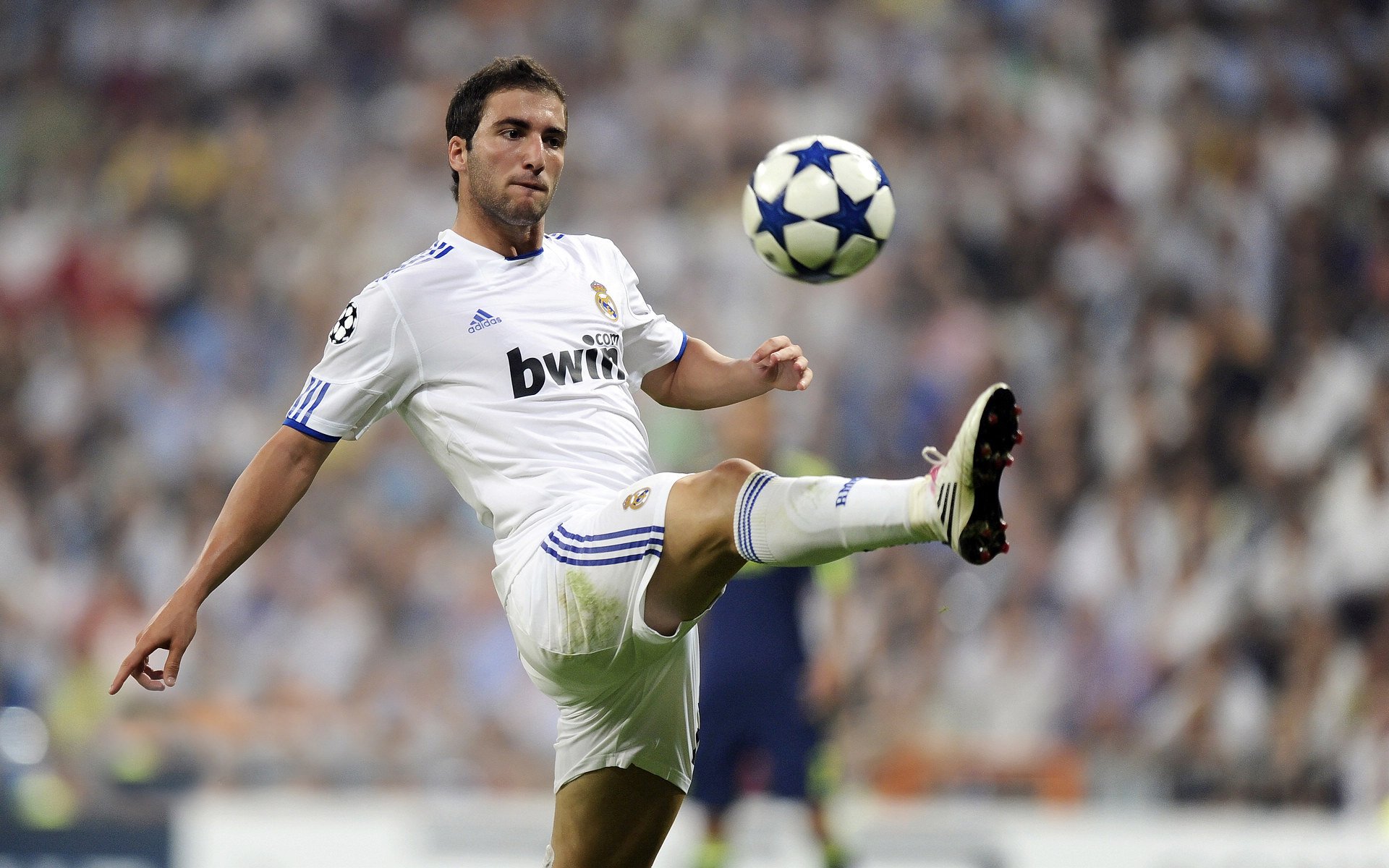 “华金·托比利亚的攻防平衡，帮助阿根廷美洲狮队提升整体战术”